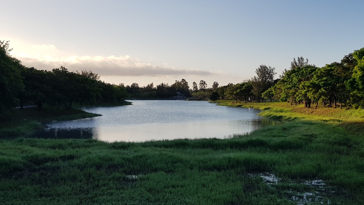白鷺湖｜探索台東必訪景點：海濱公園、加路蘭、鐵道藝術村等