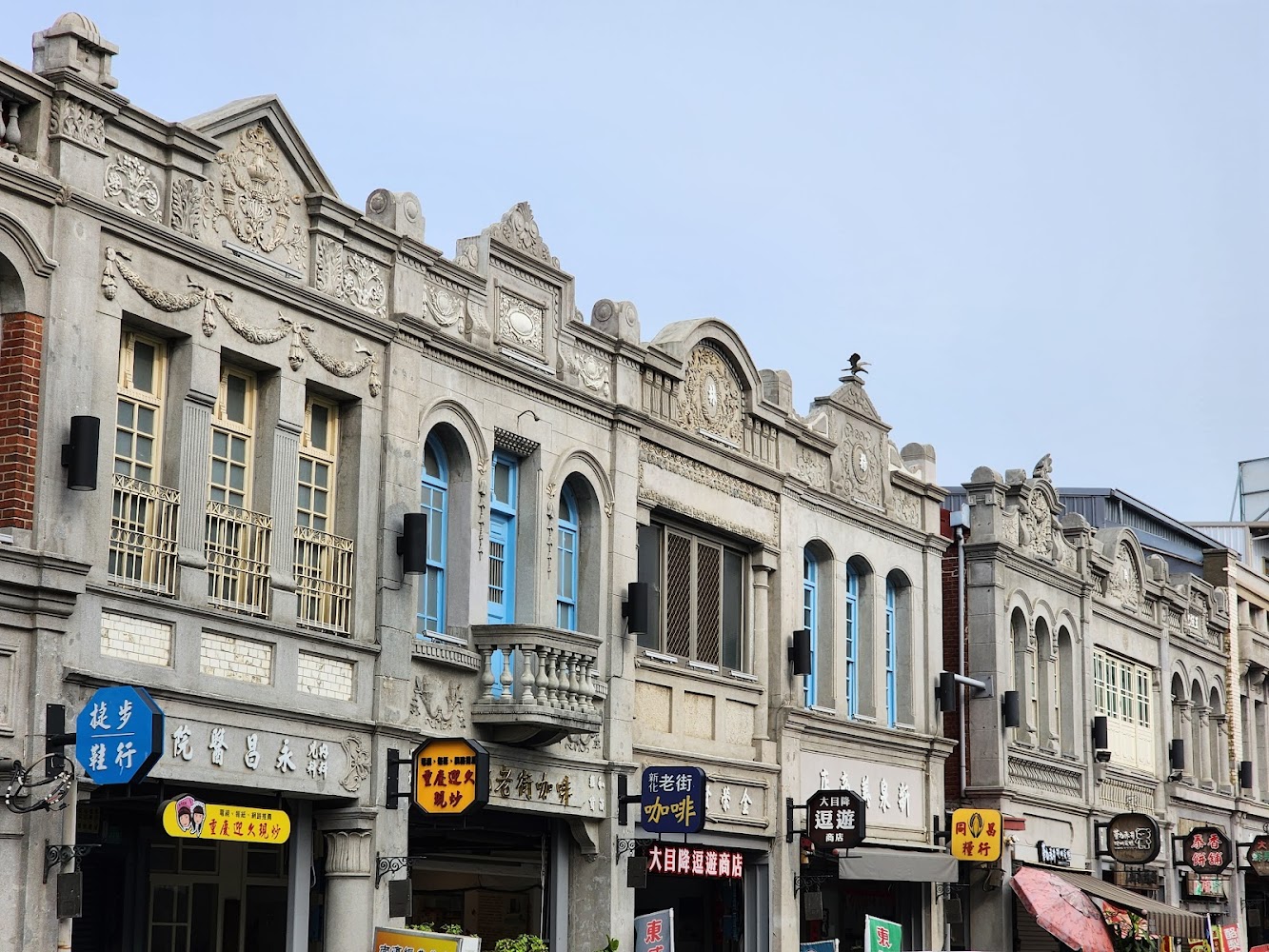 新化老街|探索台南新景點:神農街、新化木架山草原與四草綠色隧道的最佳體驗