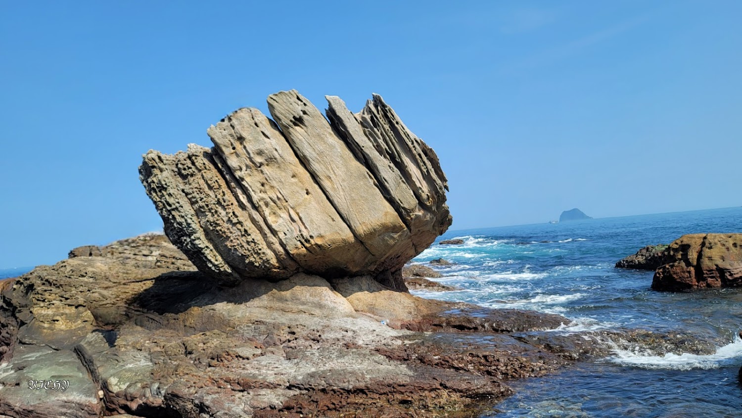 萬里拳頭石｜萬里旅遊必訪五大景點，驚豔你的台灣之旅！