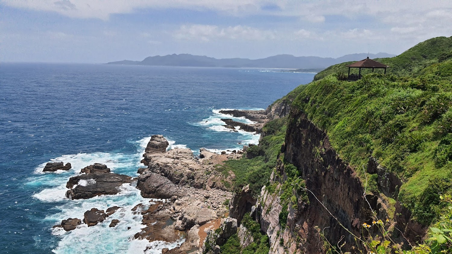 龍洞灣突堤|東北角景點:探索五大必訪美景,打造完美旅程