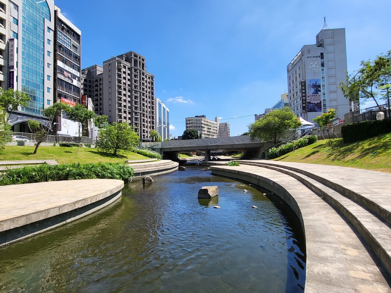 柳川溪畔步道｜台中半日景點：讓你暢遊五大必去熱點