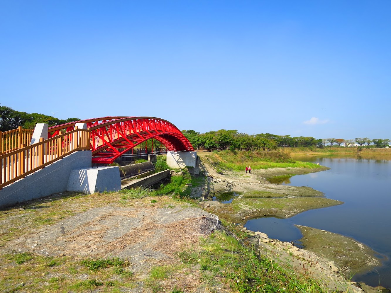 紫藤湖｜雲林景點必訪｜探索5大美麗旅遊地點讓你心曠神怡