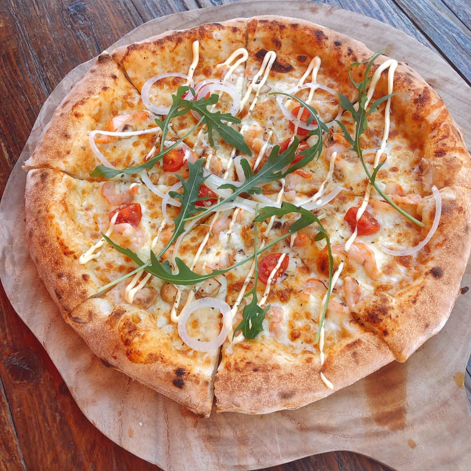 Luau ・ Pizza 柴寮披薩