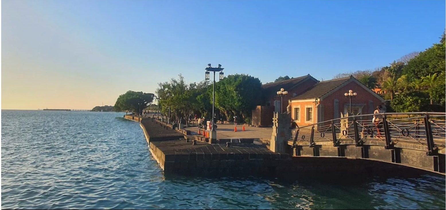 淡水輕軌一日遊攻略｜暢遊老街、紅毛城與漁人碼頭，輕鬆玩遍經典景點！