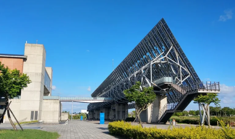探索國立臺灣歷史博物館的魅力與餐飲選擇