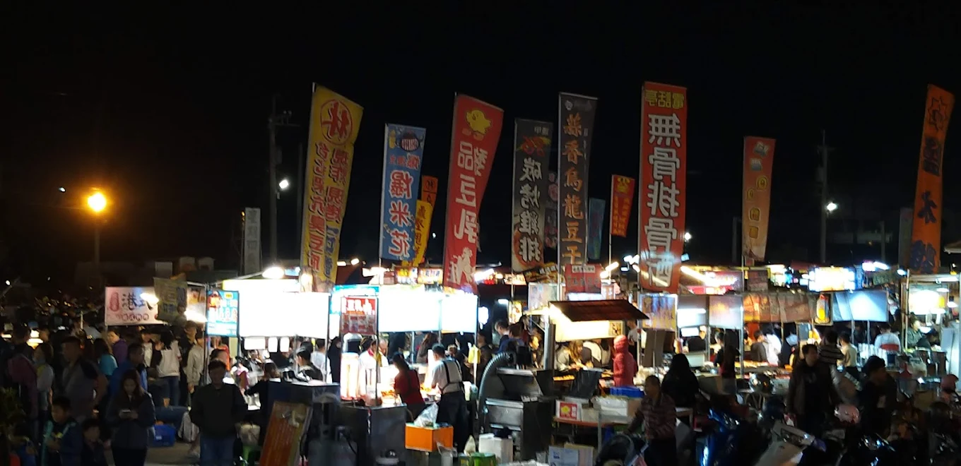 彰化夜市懶人包｜在地人氣夜市 x 必吃小吃一次搞定