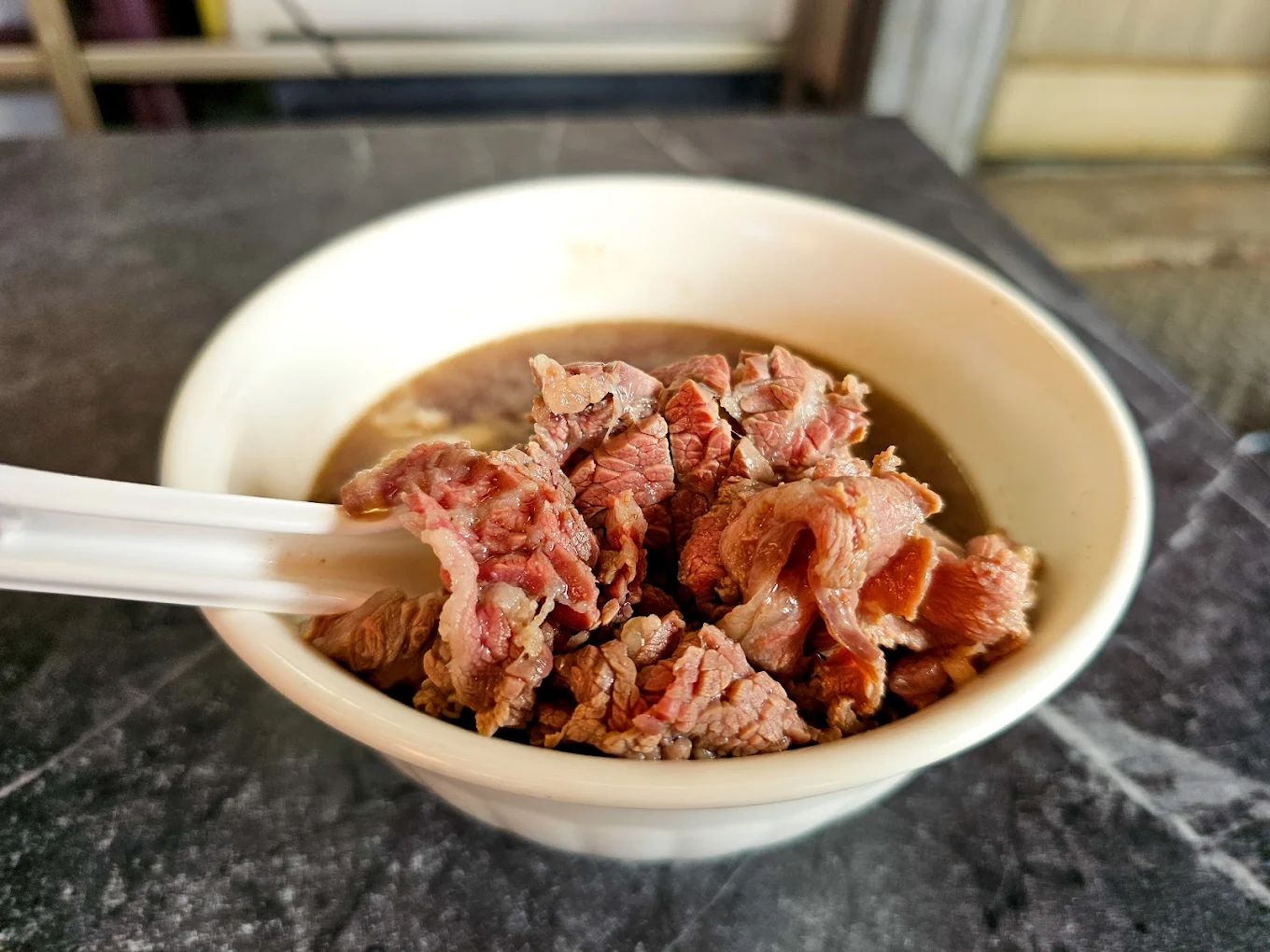 台南牛肉湯推薦｜在地人激推5間必吃名店懶人包