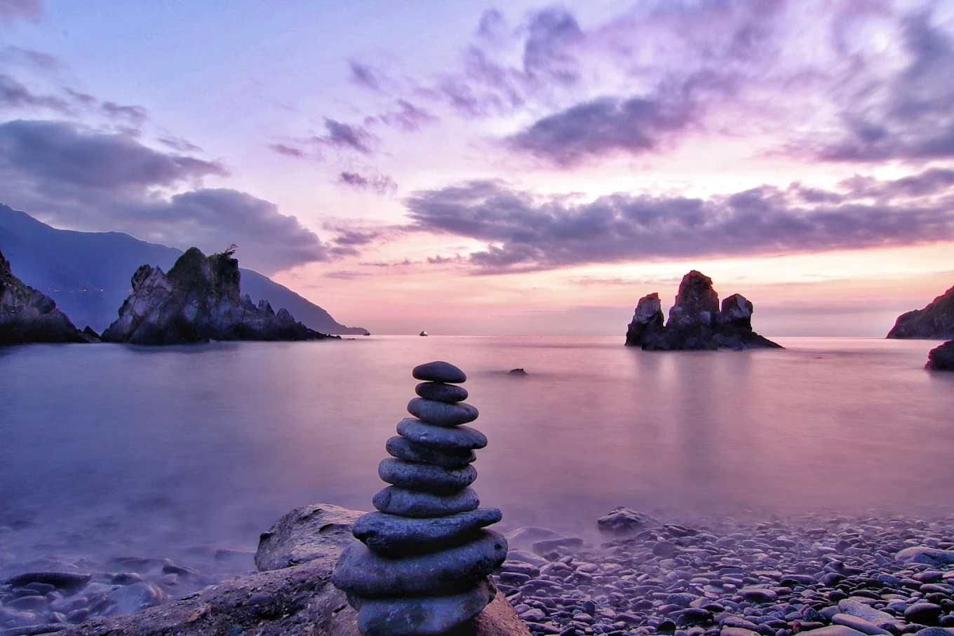 🌿 宜蘭五大秘境推薦｜遠離人潮，浪漫海景與自然奇觀一次收藏！