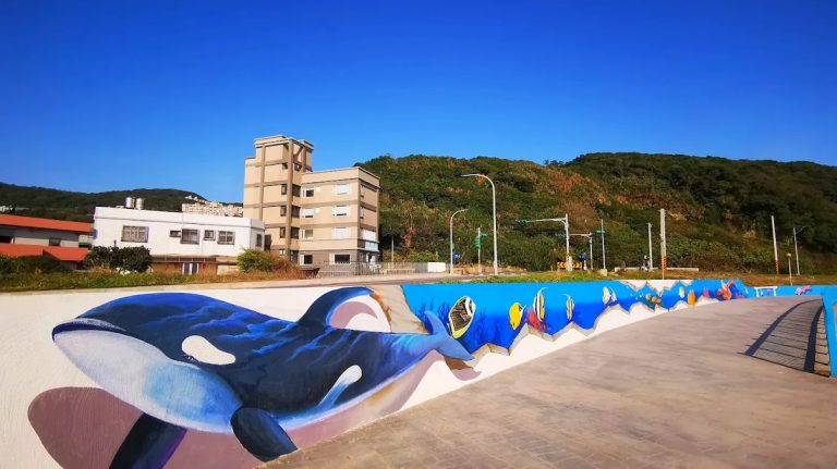 🌊新北萬里石角海灘：親子戲水、海景美拍、美食住宿一次滿足的北海岸度假天堂！