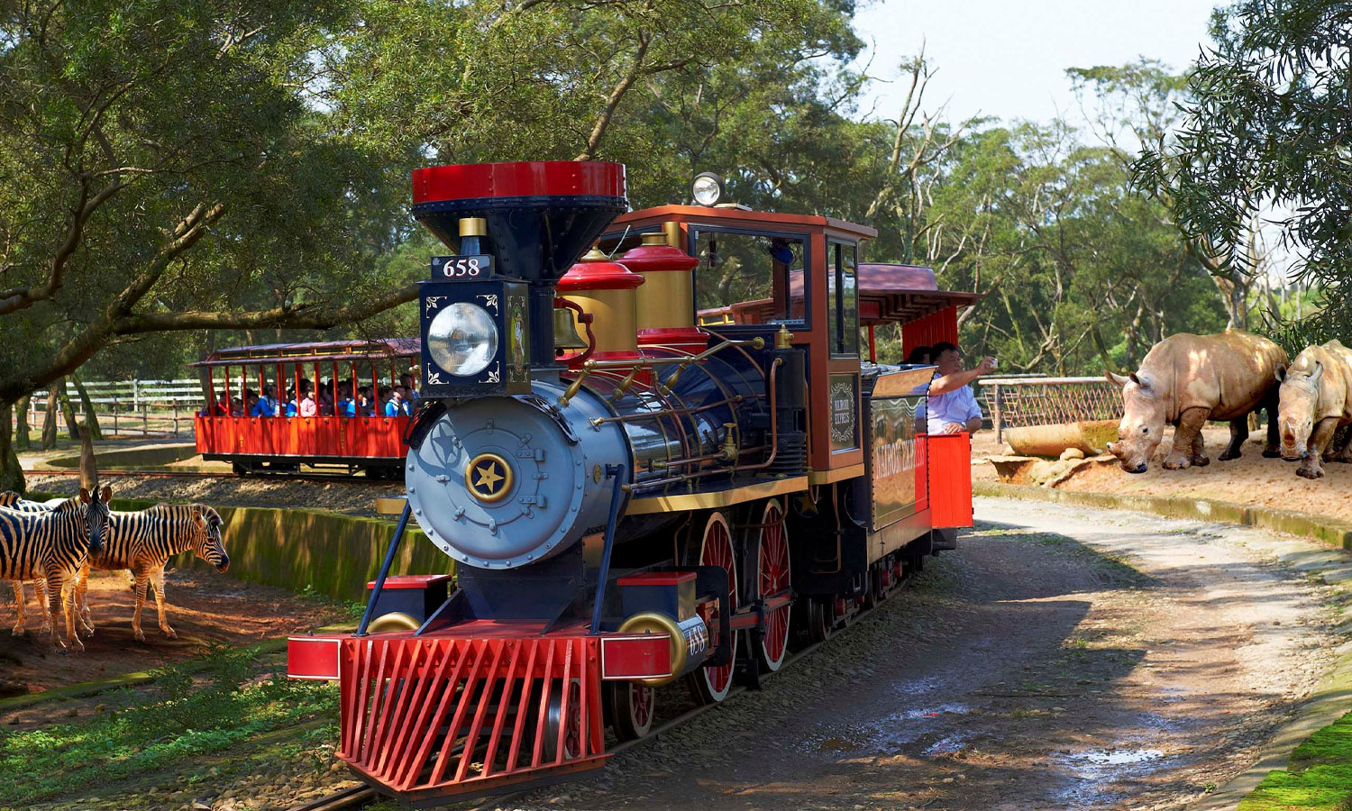 六福村主題遊樂園｜2025完整攻略！票價、設施、動物表演、餐廳推薦與交通懶人包