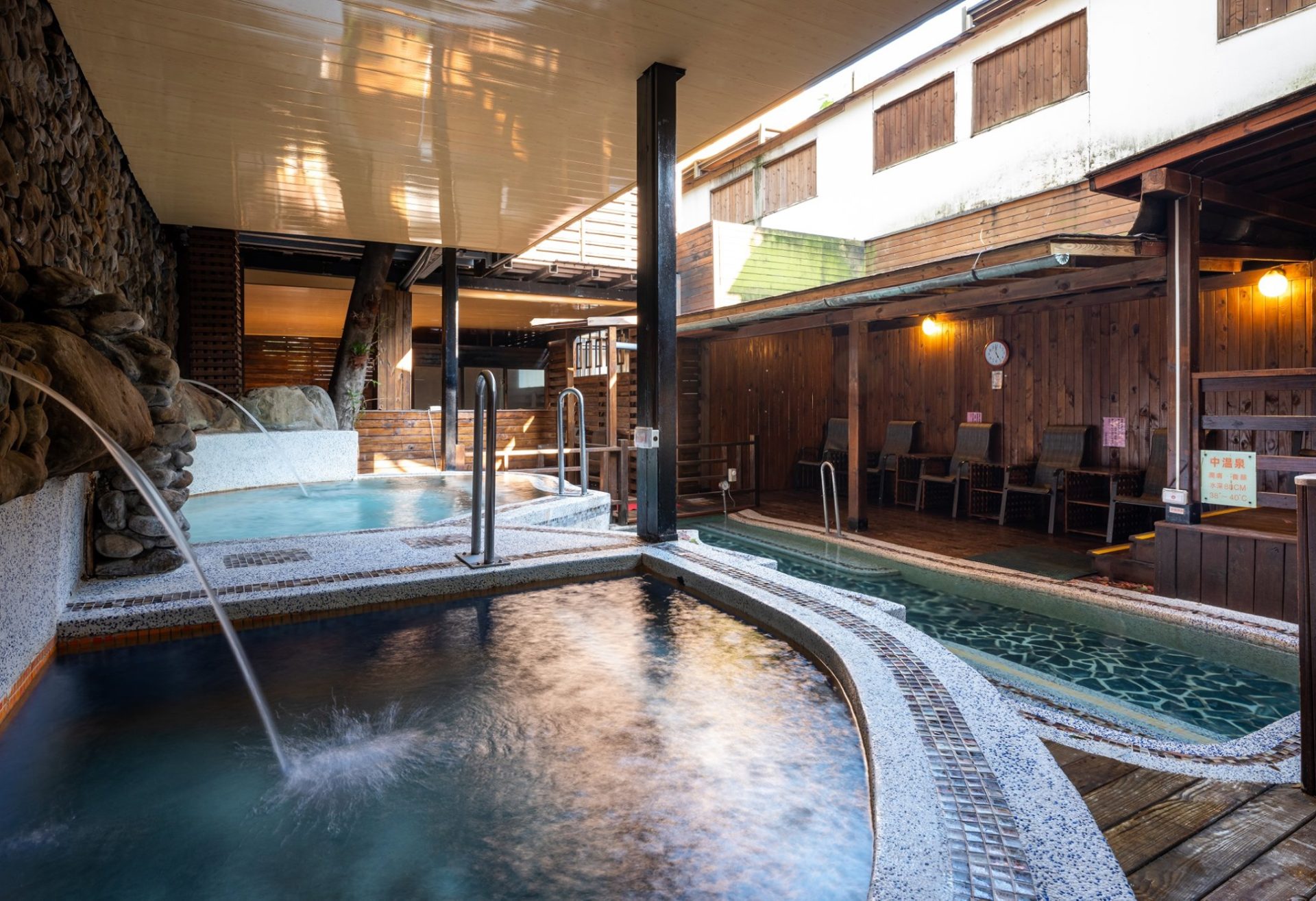 四季溫泉會館:無與倫比的泡湯體驗與多元設施