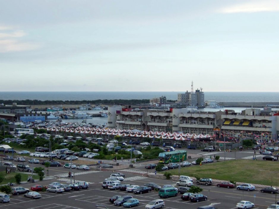 南寮漁港的秘密：探索新竹海岸美景與當地美食