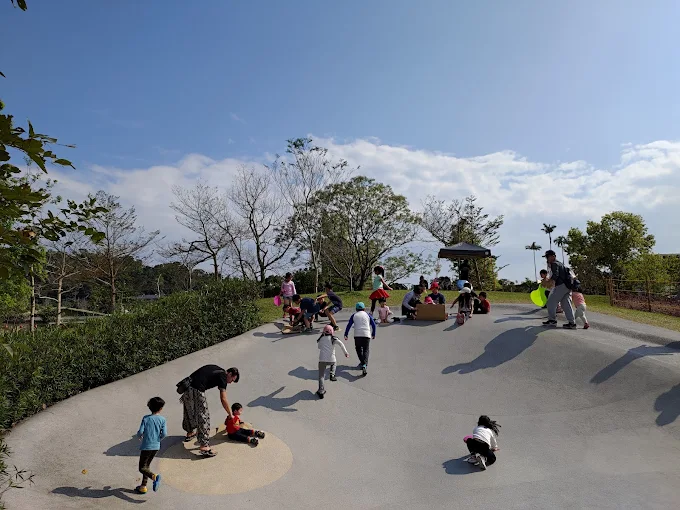 走一趟宜蘭親子景點路線，上午室內玩樂午後轉向山水與海景