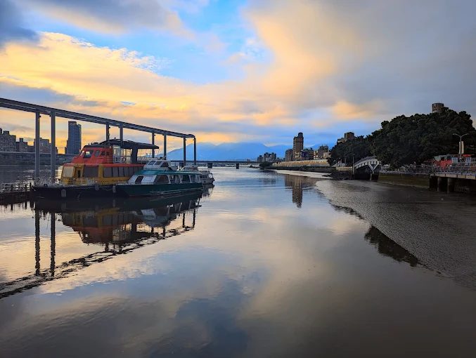大稻埕碼頭探索之旅｜2025煙火＋表演全攻略！四場夏日盛典、五大人氣景點、美食推薦一次玩透！