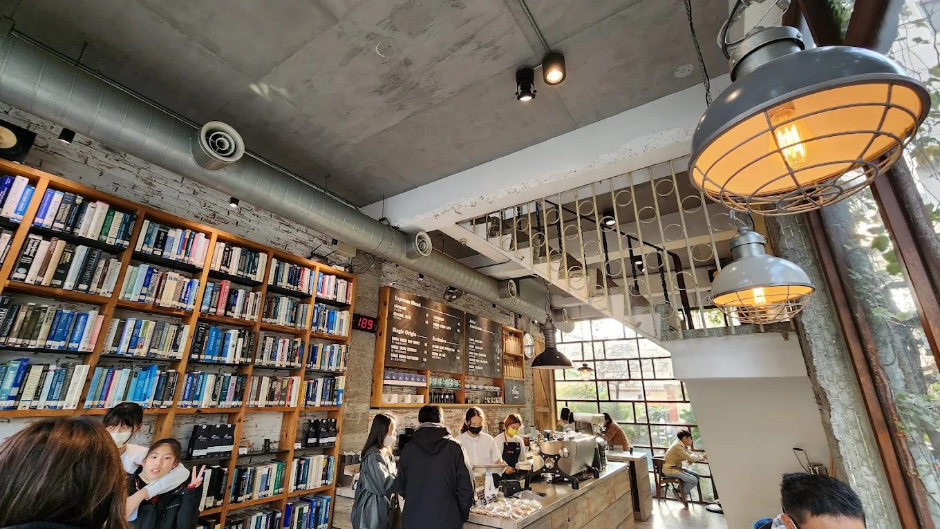 漫步八卦山天空步道｜彰化人氣步道、咖啡館與景點美食一日遊攻略