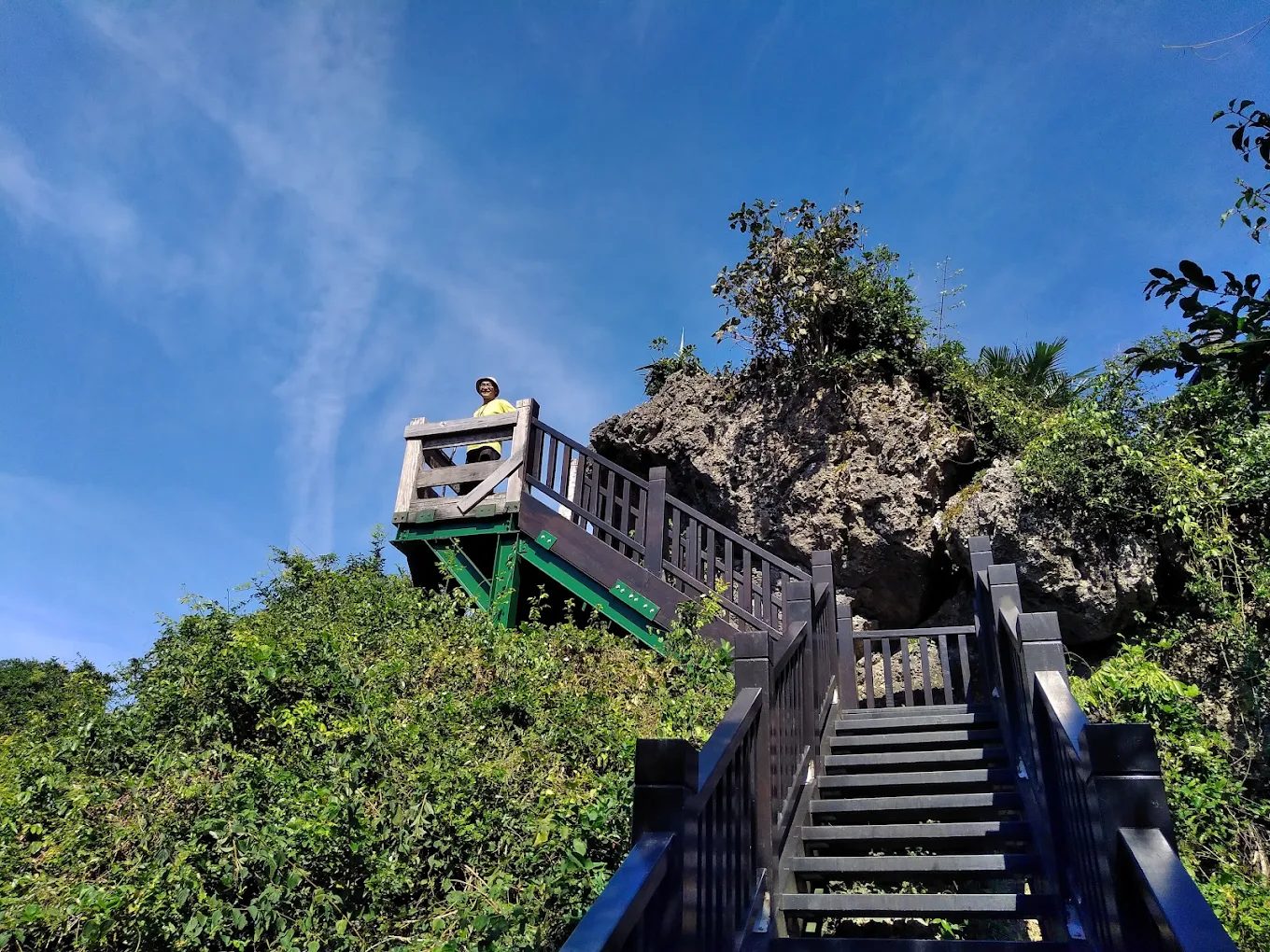 🌿 墾丁恆春自然景點推薦｜社頂、關山、鵝鑾鼻、雙流森林全攻略
