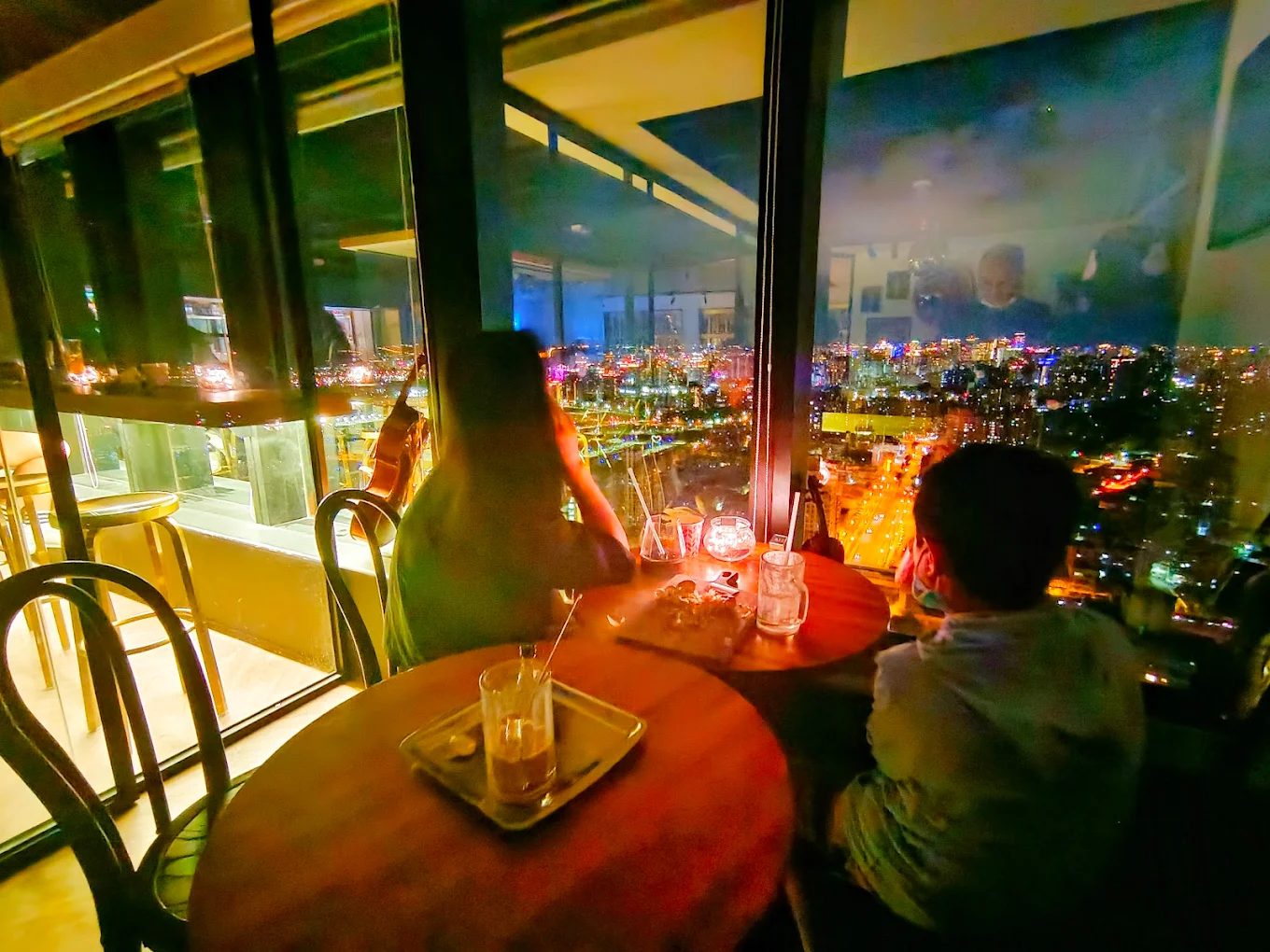 🌌 台中夜景餐廳與觀景景點推薦｜五大必訪景點美食，讓你浪漫一整夜