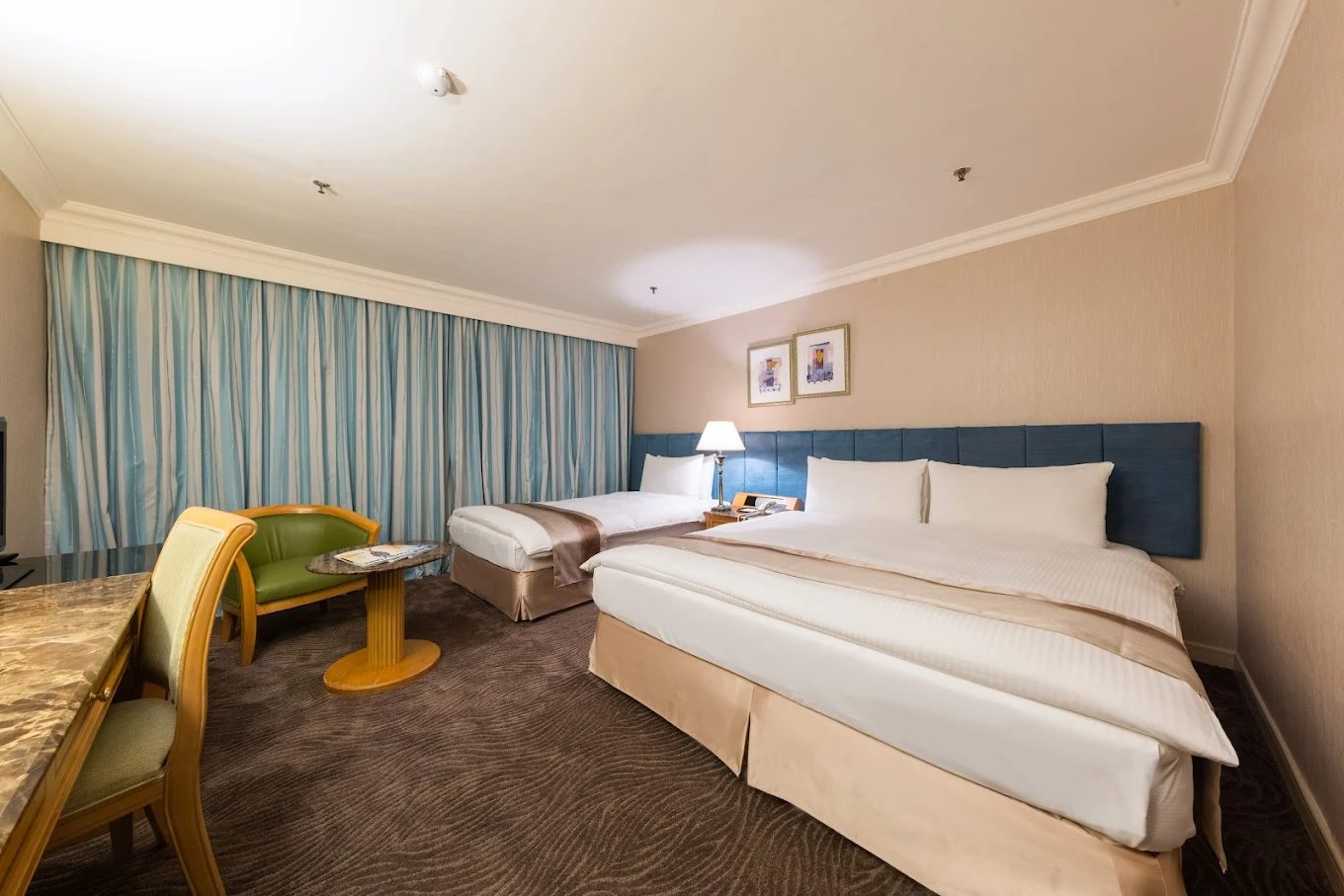 悅華大酒店評價｜親子住宿三餐美食、星空電影院、旋轉木馬就位！