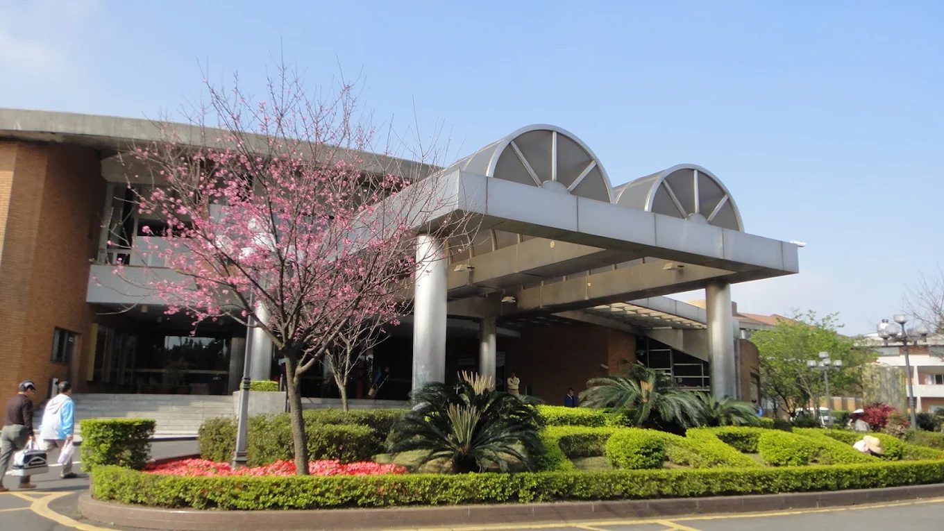 悅華大酒店評價｜親子住宿三餐美食、星空電影院、旋轉木馬就位！