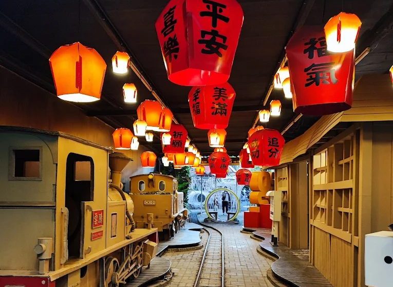 台中一日遊：探索義德洋樓、彩繪動畫巷及更多隱藏寶藏