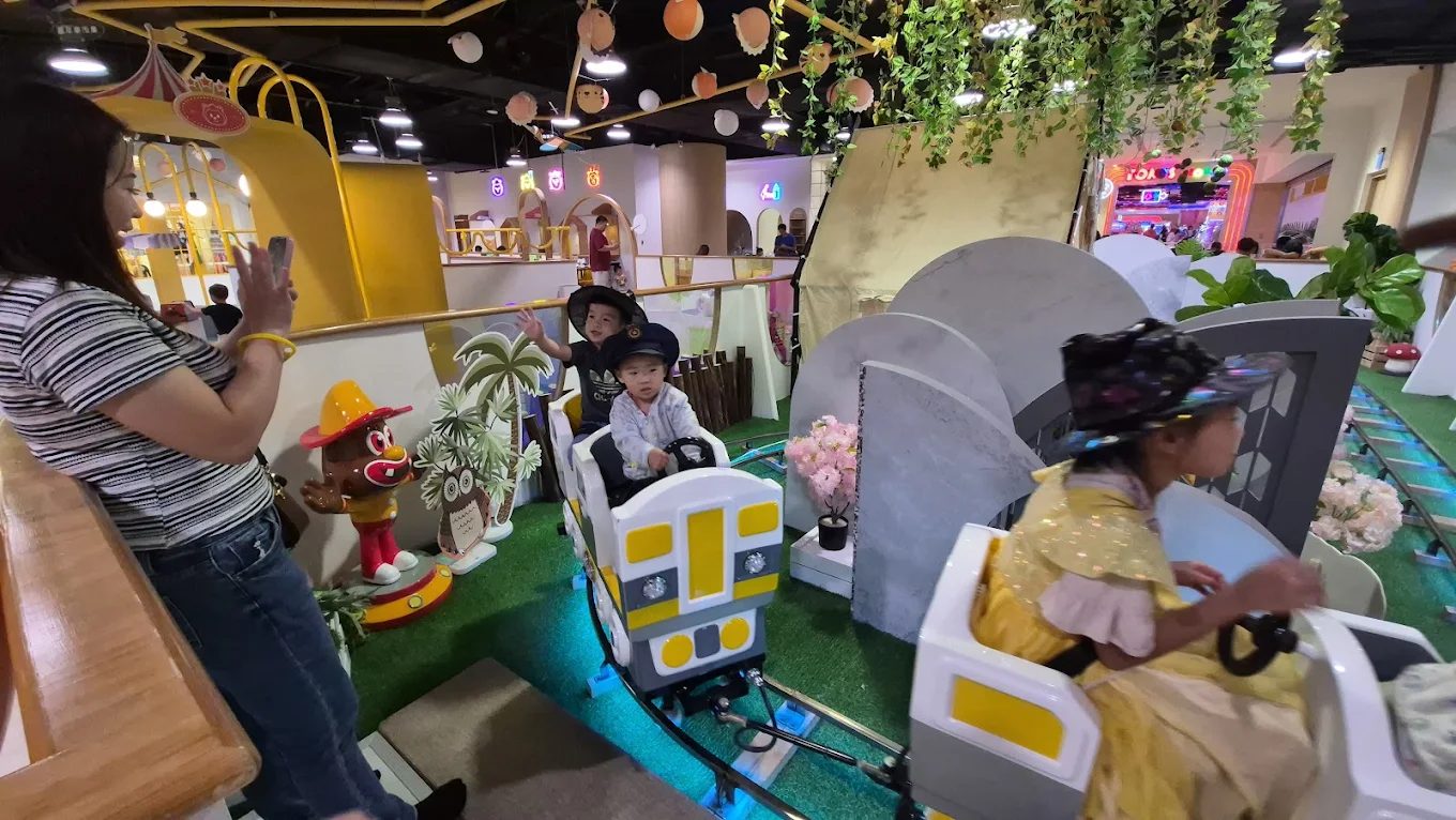 高雄草衙道一日遊攻略｜購物、餐飲、活動一次滿足，全家出遊首選！