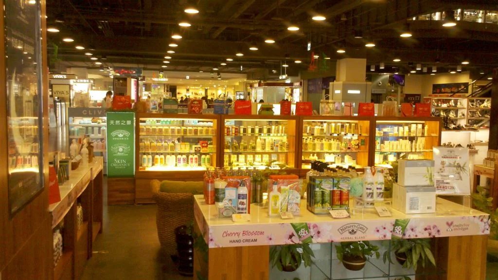 宮原眼科｜台中火車站旁的復古甜點殿堂，冰淇淋、伴手禮與建築美學一次滿足！