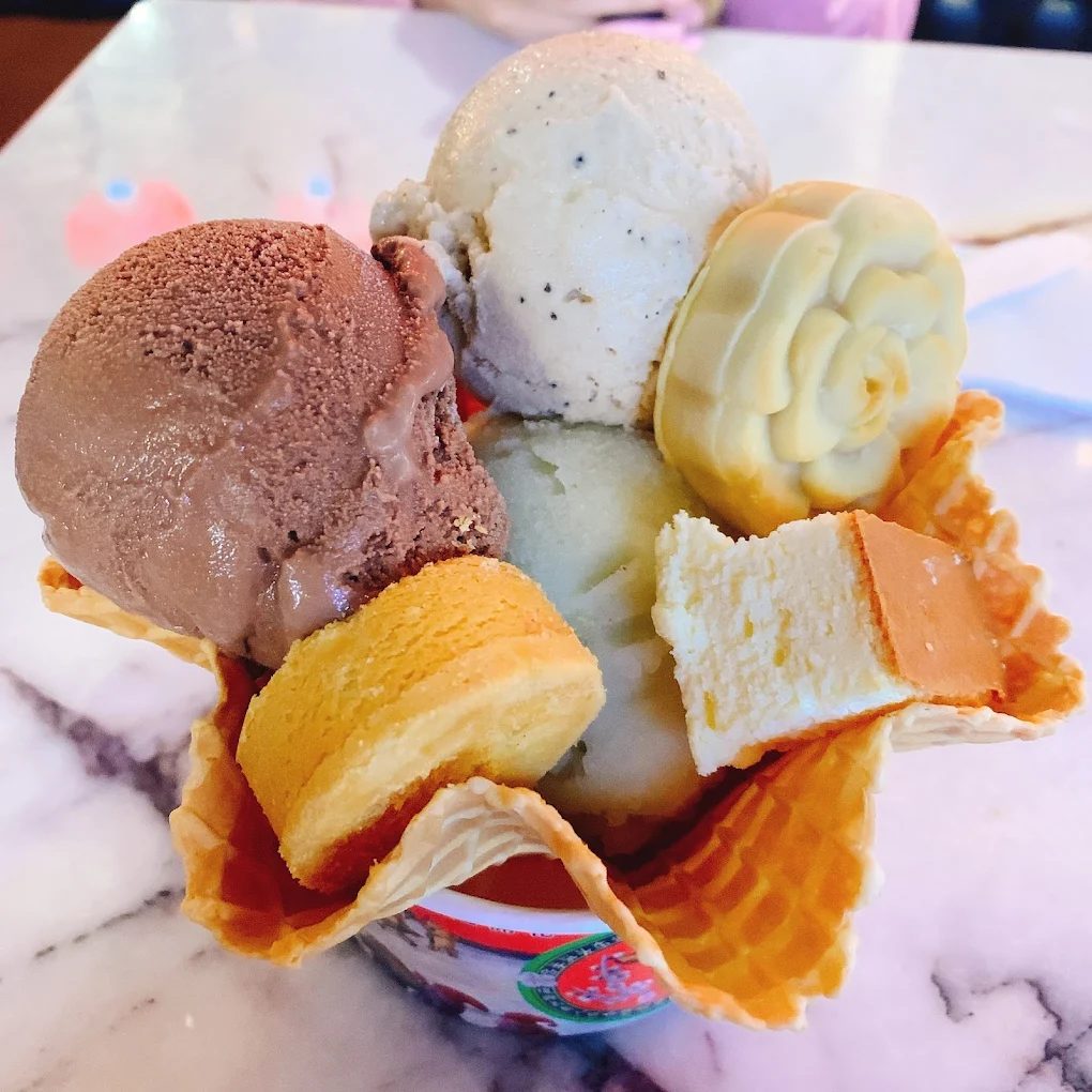 宮原眼科｜台中火車站旁的復古甜點殿堂，冰淇淋、伴手禮與建築美學一次滿足！