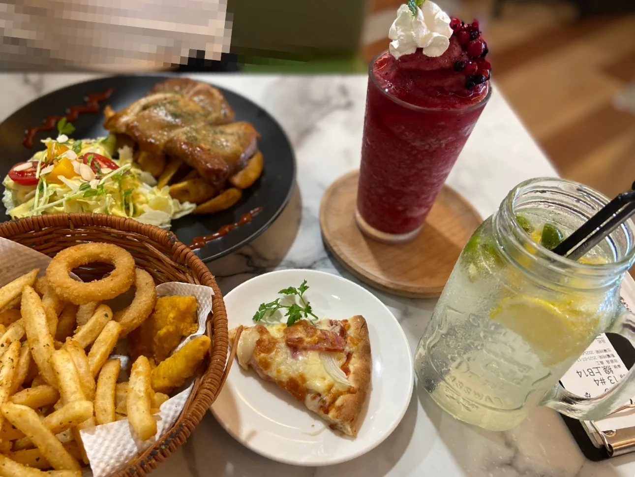 🚠台北貓空纜車一日遊全攻略|必拍美景、茶園小吃、搭乘秘訣一次看!