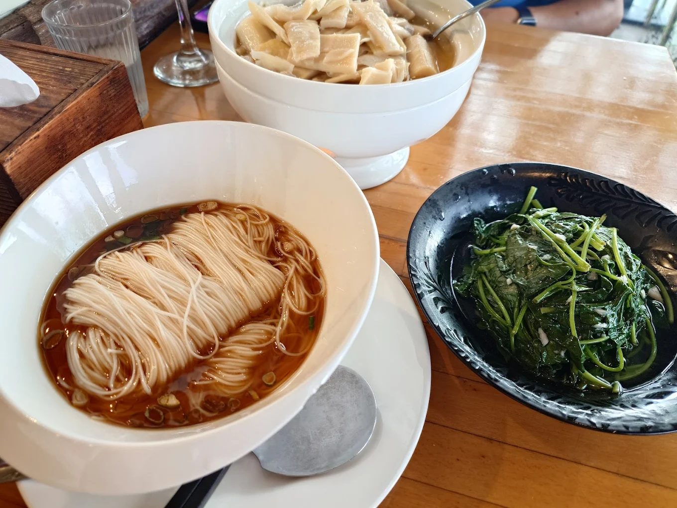 🚠台北貓空纜車一日遊全攻略|必拍美景、茶園小吃、搭乘秘訣一次看!