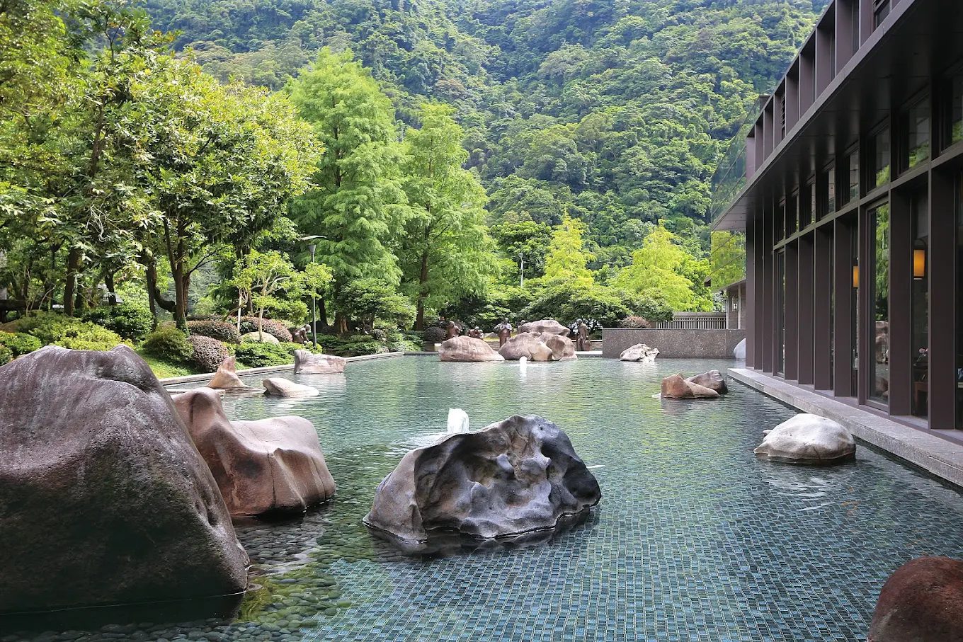 🌲 優惠｜住進森林裡泡湯去！三峽這間溫泉飯店太療癒，真的不想退房！