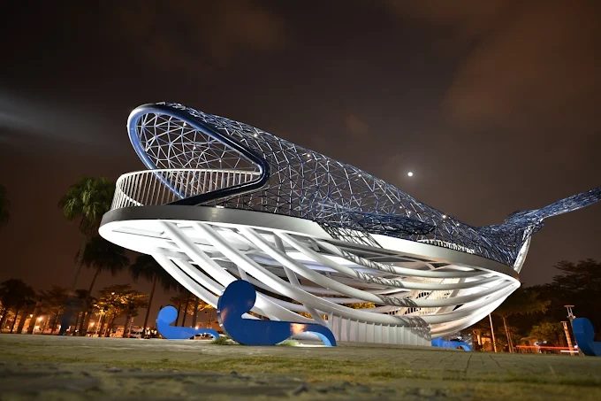 當暮色降臨我在台南夜景景點散步，看城市光影一層層展開