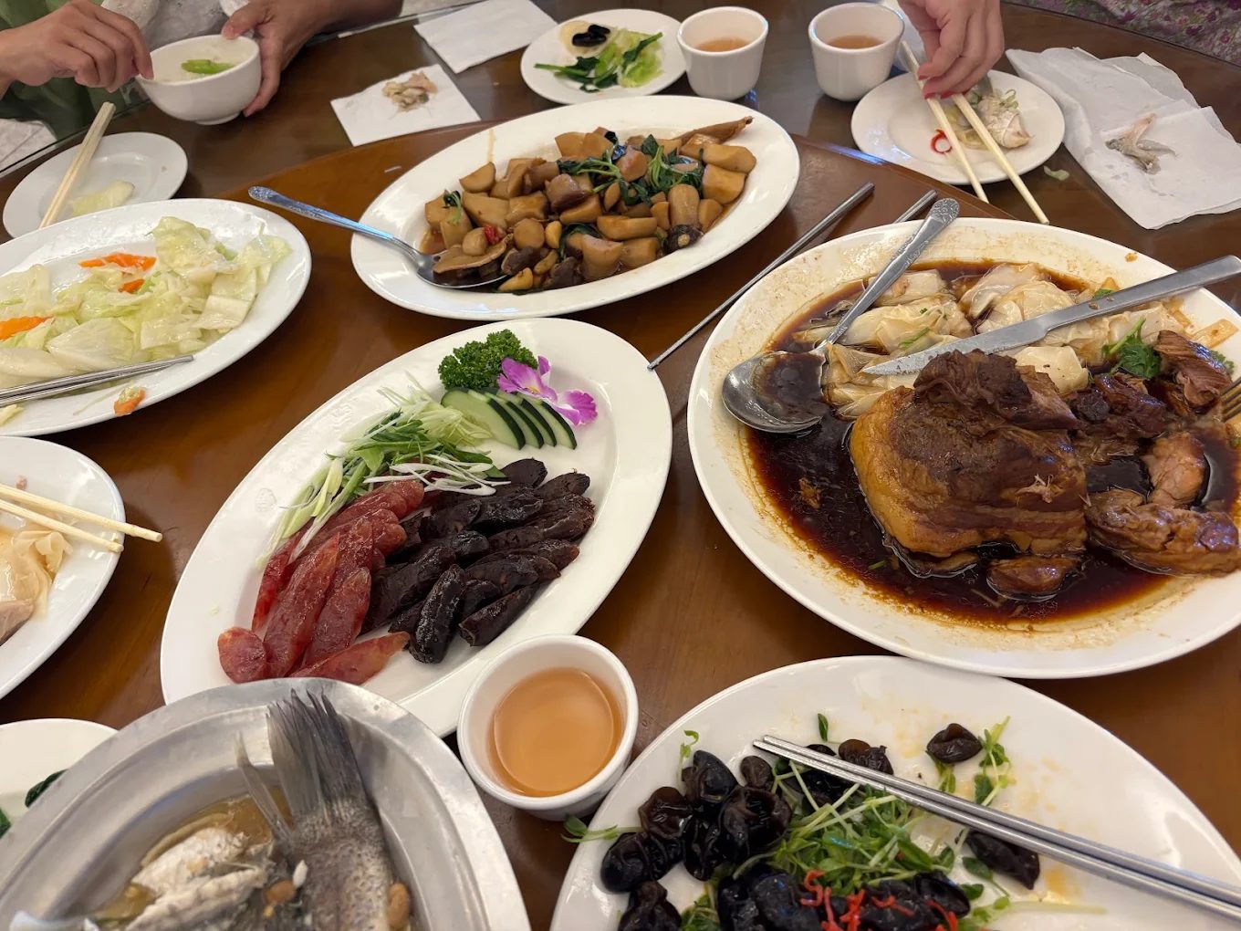 🌸 福壽山農場一日遊全攻略｜櫻花季、採果體驗、餐點推薦一次看