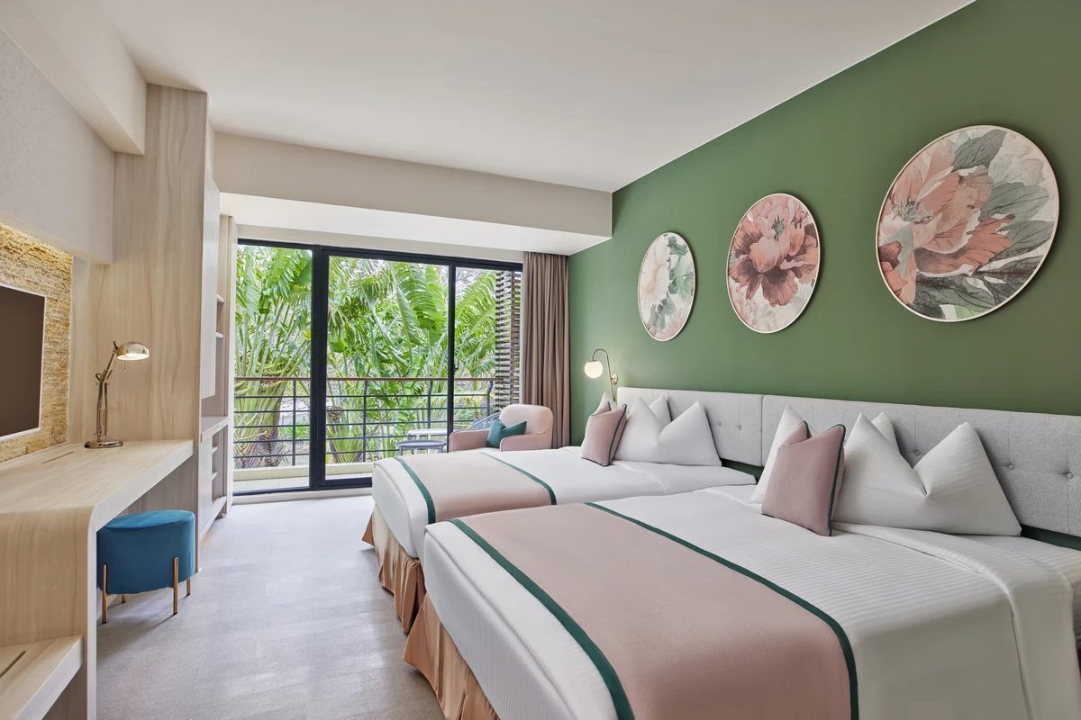 在國境之南把時間慢慢放下，住進墾丁凱撒，讓海風與陽光完成這趟渡假