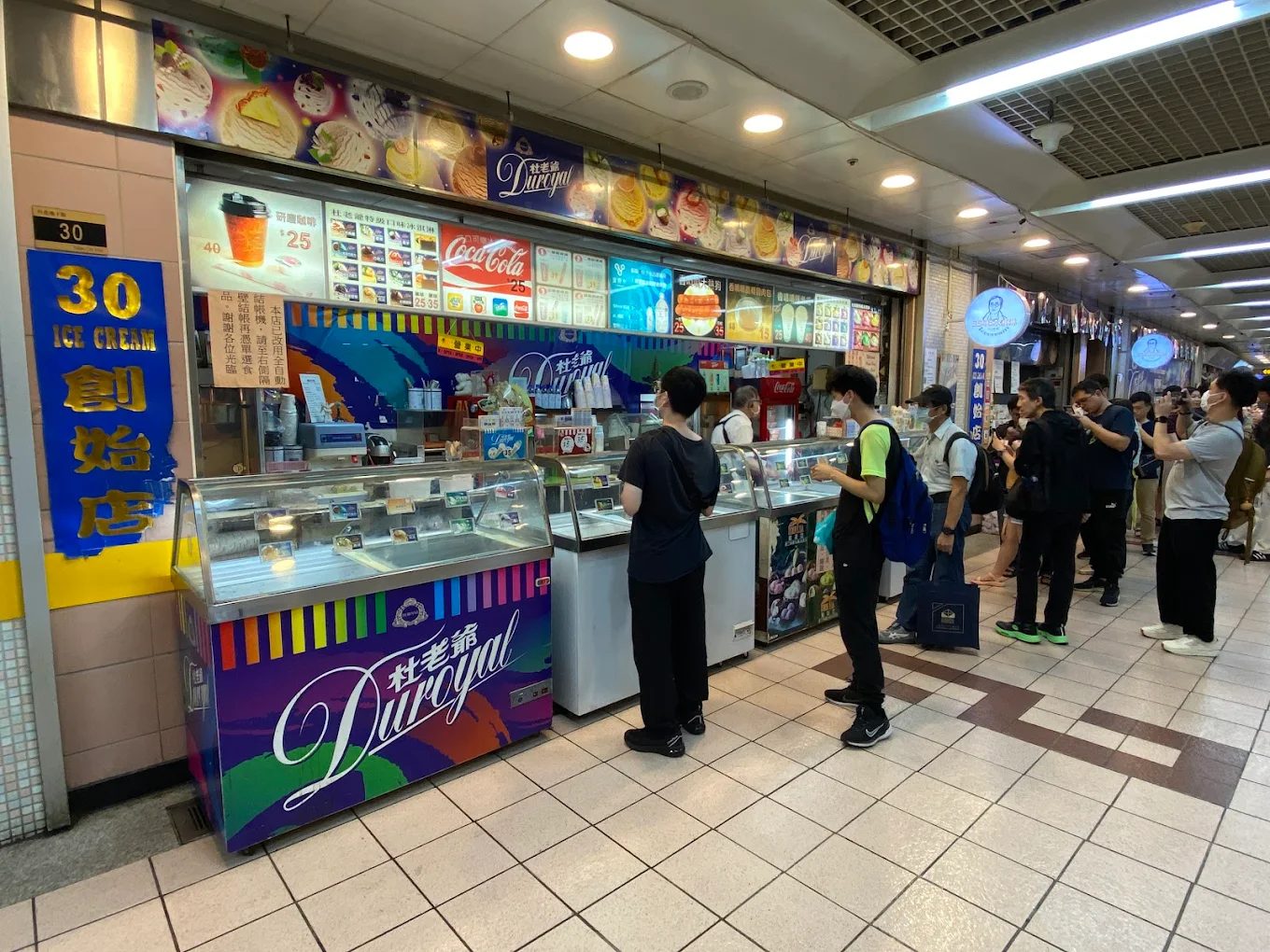 台北地下街購物美食全攻略｜懶人輕旅行一網打盡