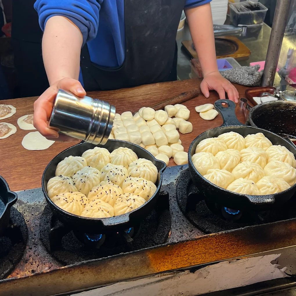 台北夜市美食推薦｜饒河街觀光夜市吃喝攻略