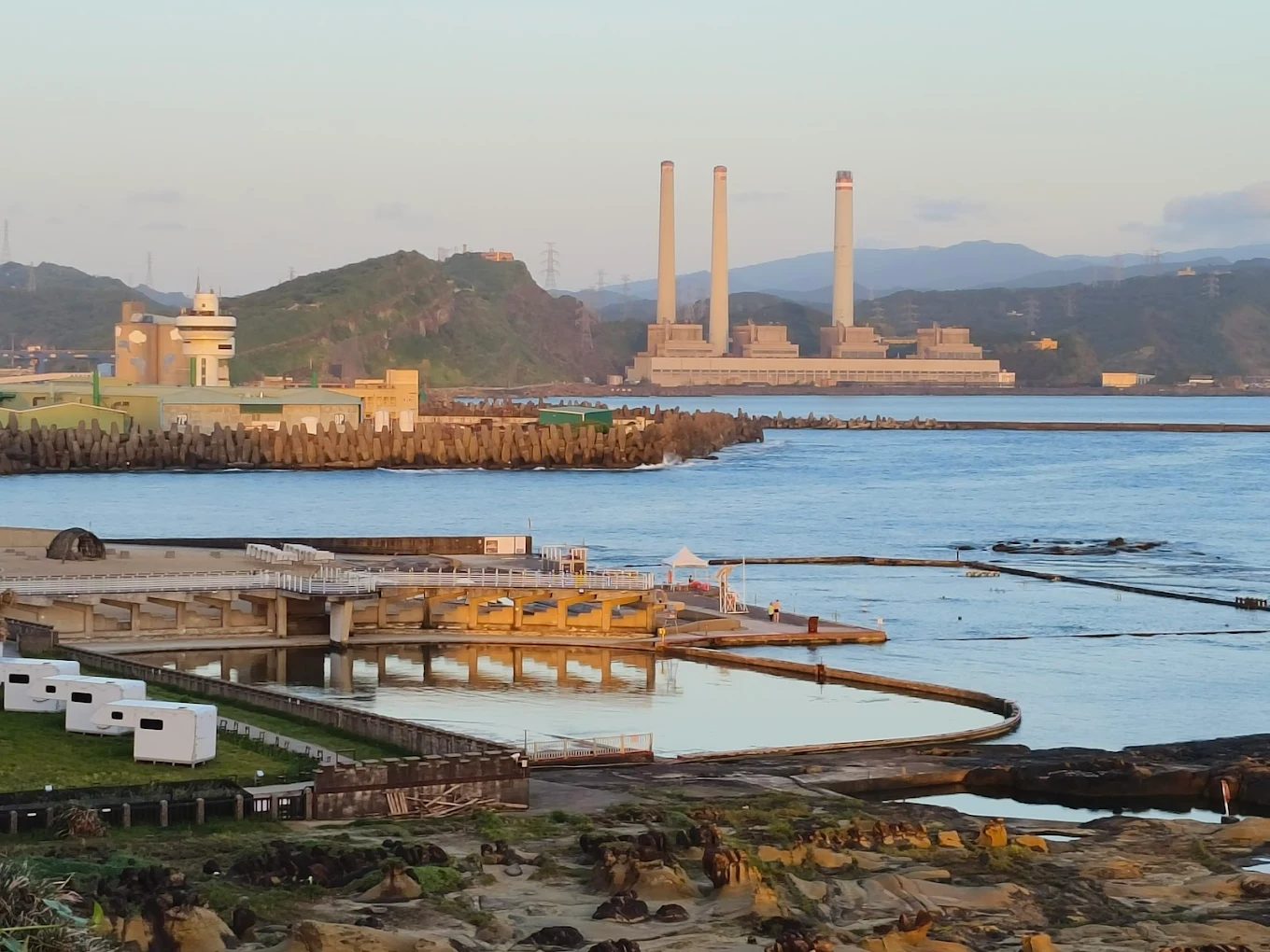 基隆和平島旅遊攻略｜絕美海蝕地形＋親子戲水一日遊