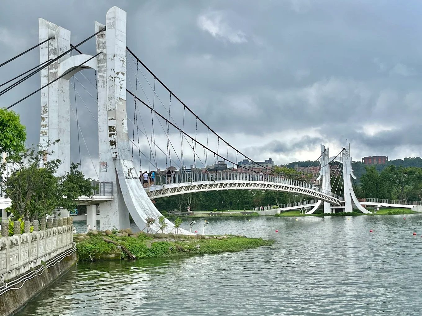 探訪龍潭大池一日遊全攻略｜散步、美食、親子放電一次搞定