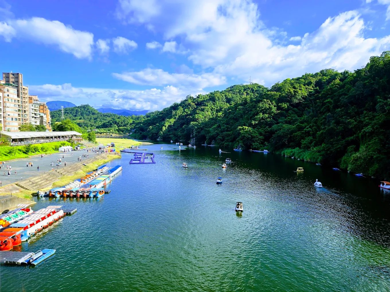 新北景點推薦：碧潭風景與自然美景的完美結合