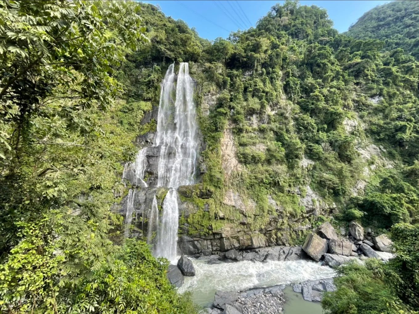 探索烏來老街:泰雅文化沉浸與山城美食全攻略