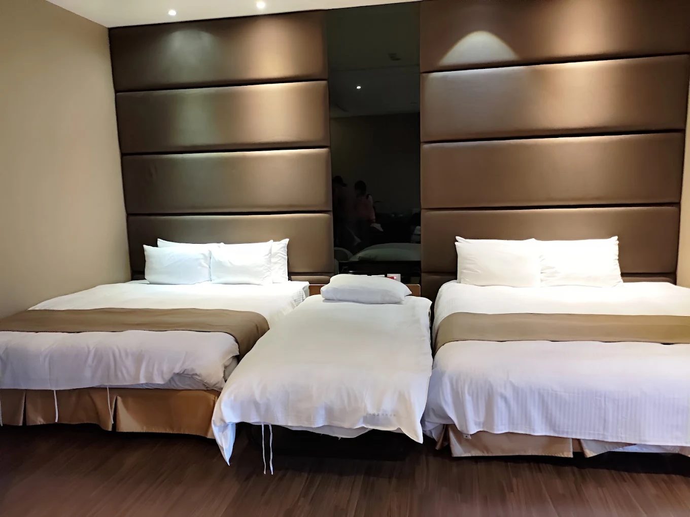 台中日光溫泉會館全攻略｜泡湯放鬆、住宿美食一次滿足，情侶與家庭旅行首選