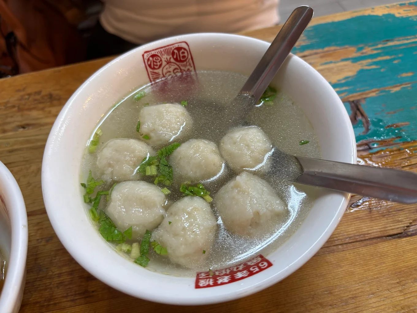 九份老街美食懶人包:8間必吃人氣小吃與隱藏版美味推薦!
