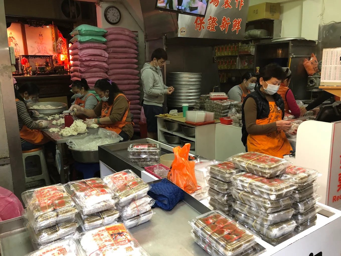 九份老街美食懶人包:8間必吃人氣小吃與隱藏版美味推薦!