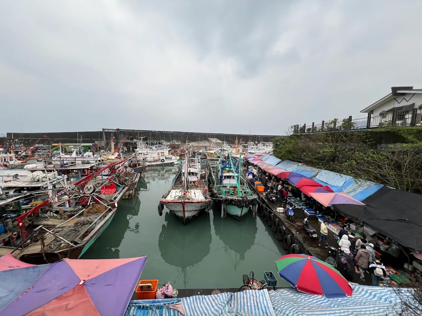 探索大溪漁港的最佳海鮮美食及旅遊景點