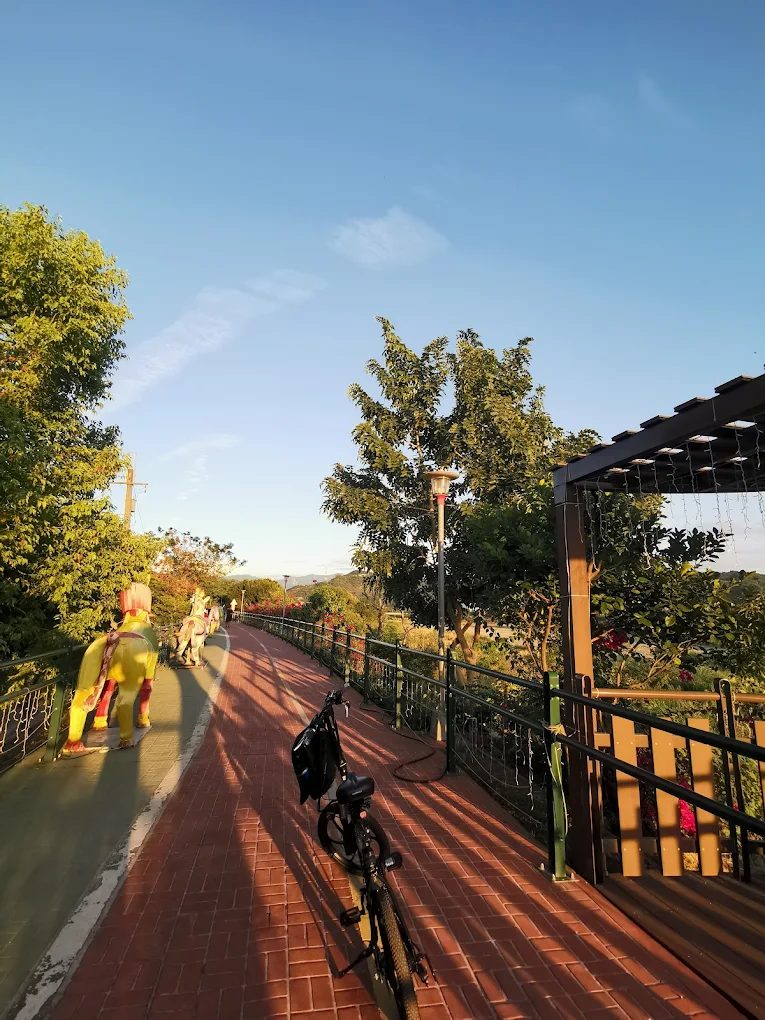 草湖溪自行車道平坦舒適的騎乘環境