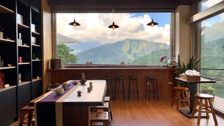 台灣景觀咖啡廳推薦|4 間山海田野絕美打卡精品,下午茶與雲海一次收藏!