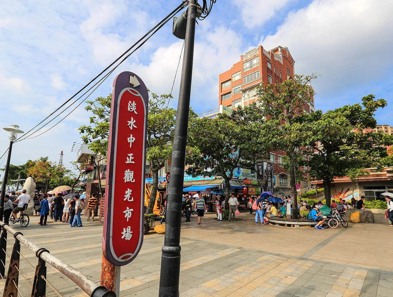 探索淡水老街的魅力：美食、歷史與文化的完美結合