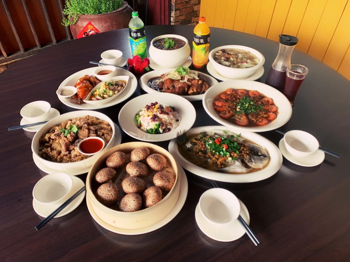 🍽️ 雲林美食推薦｜在地人激推的餐廳：烹小鮮、披薩老爹、微樂咖啡等不踩雷選擇