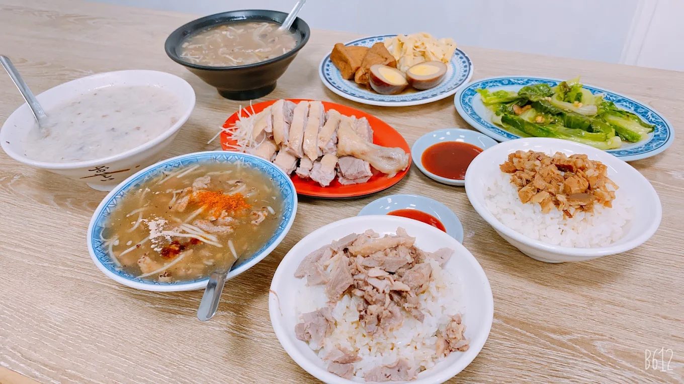 北港美食地圖｜在地人激推小吃名店：鴨肉飯、羹湯、油飯與伴手禮一次收齊！