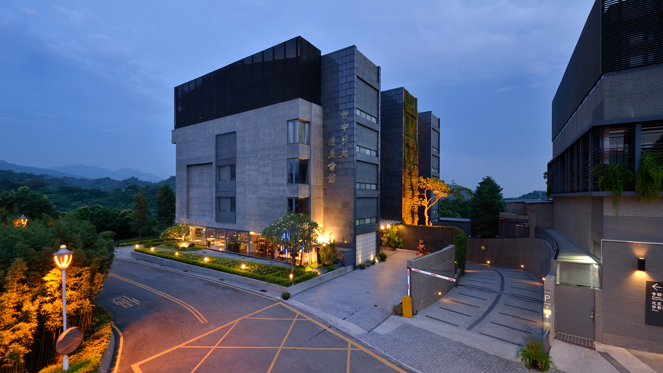 台中日光溫泉酒店開箱：景觀湯屋＋豐盛餐食，擁抱自然的溫泉住宿首選