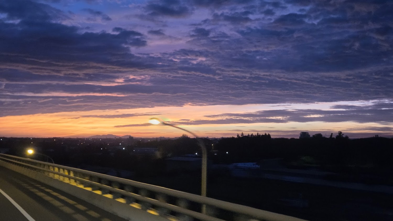 南寮舊漁港｜南寮漁港的秘密：探索新竹海岸美景與當地美食